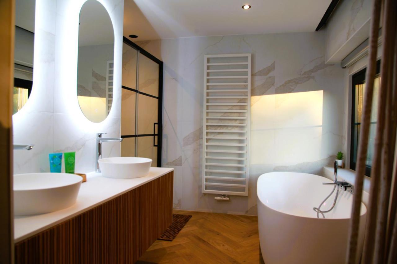 Dionbulles & Dionlodge Guesthouse, Private Wellness Pool In Option Chaumont-Gistoux Eksteriør billede
